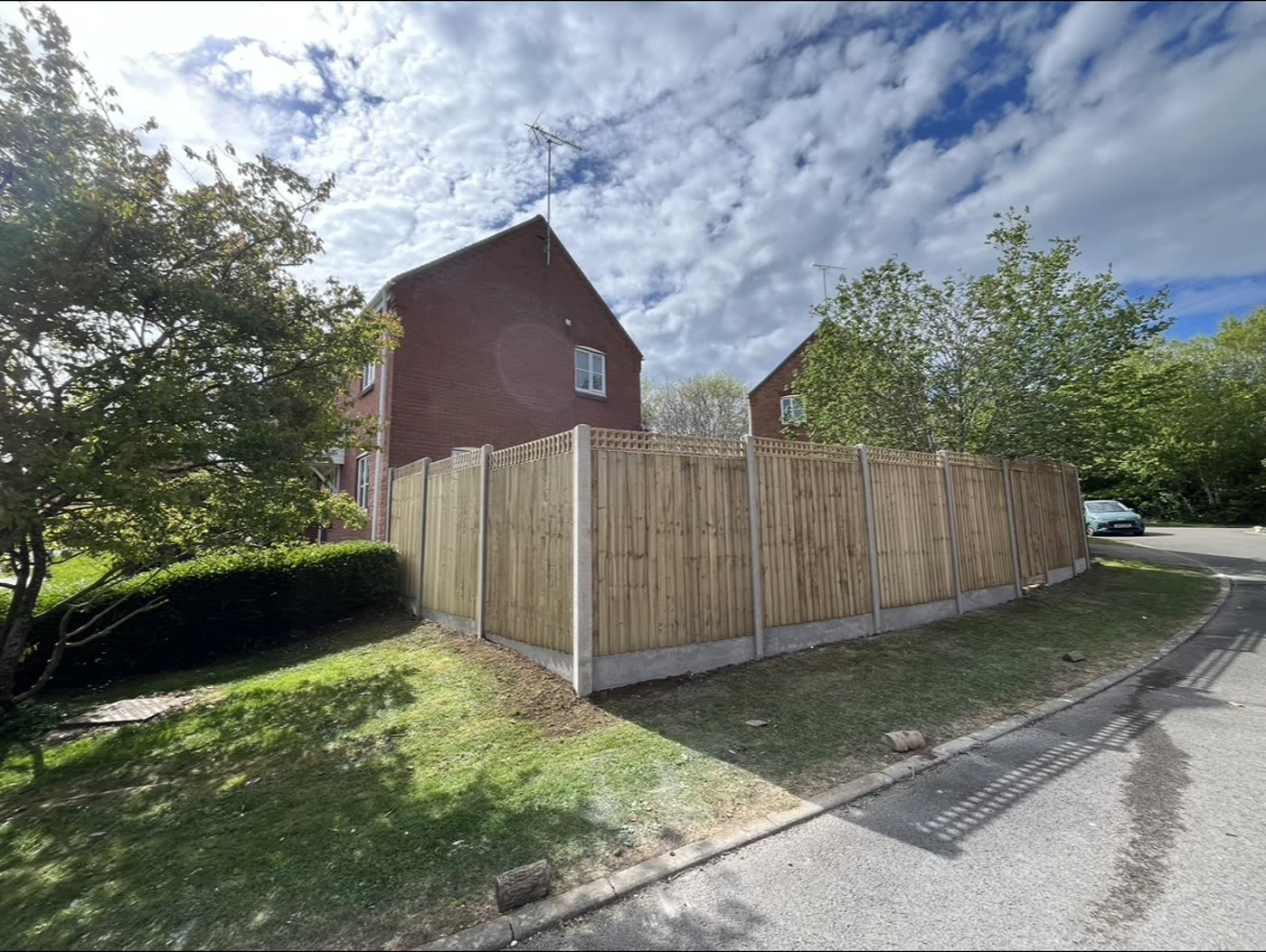 Fence Installation in Newbold 2 photo 2