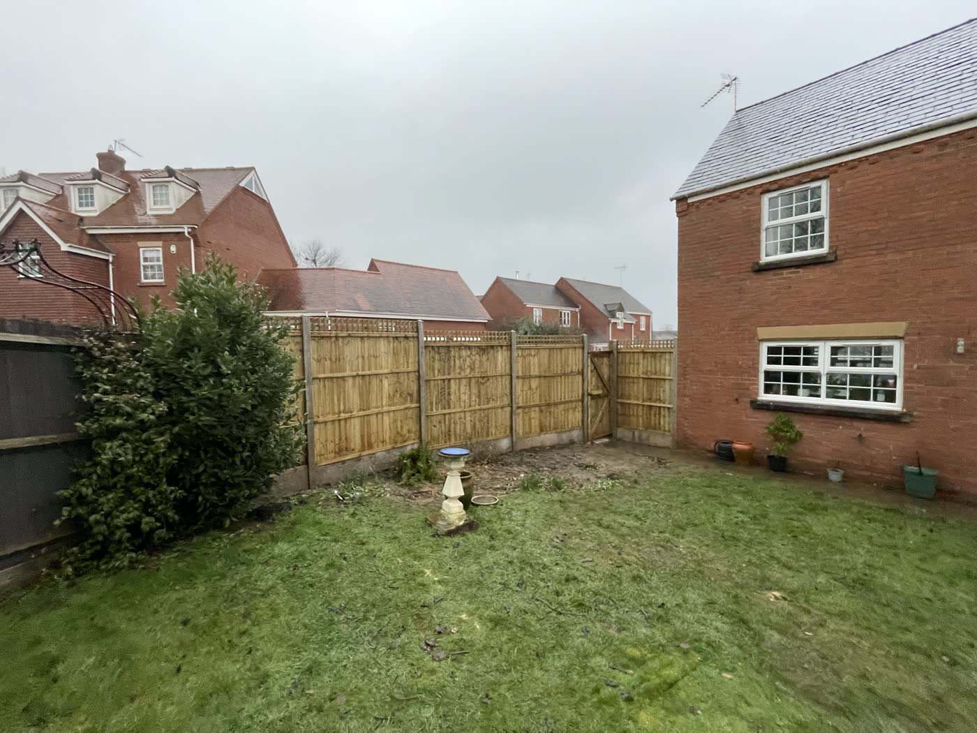 Fence Installation in Newbold photo 3