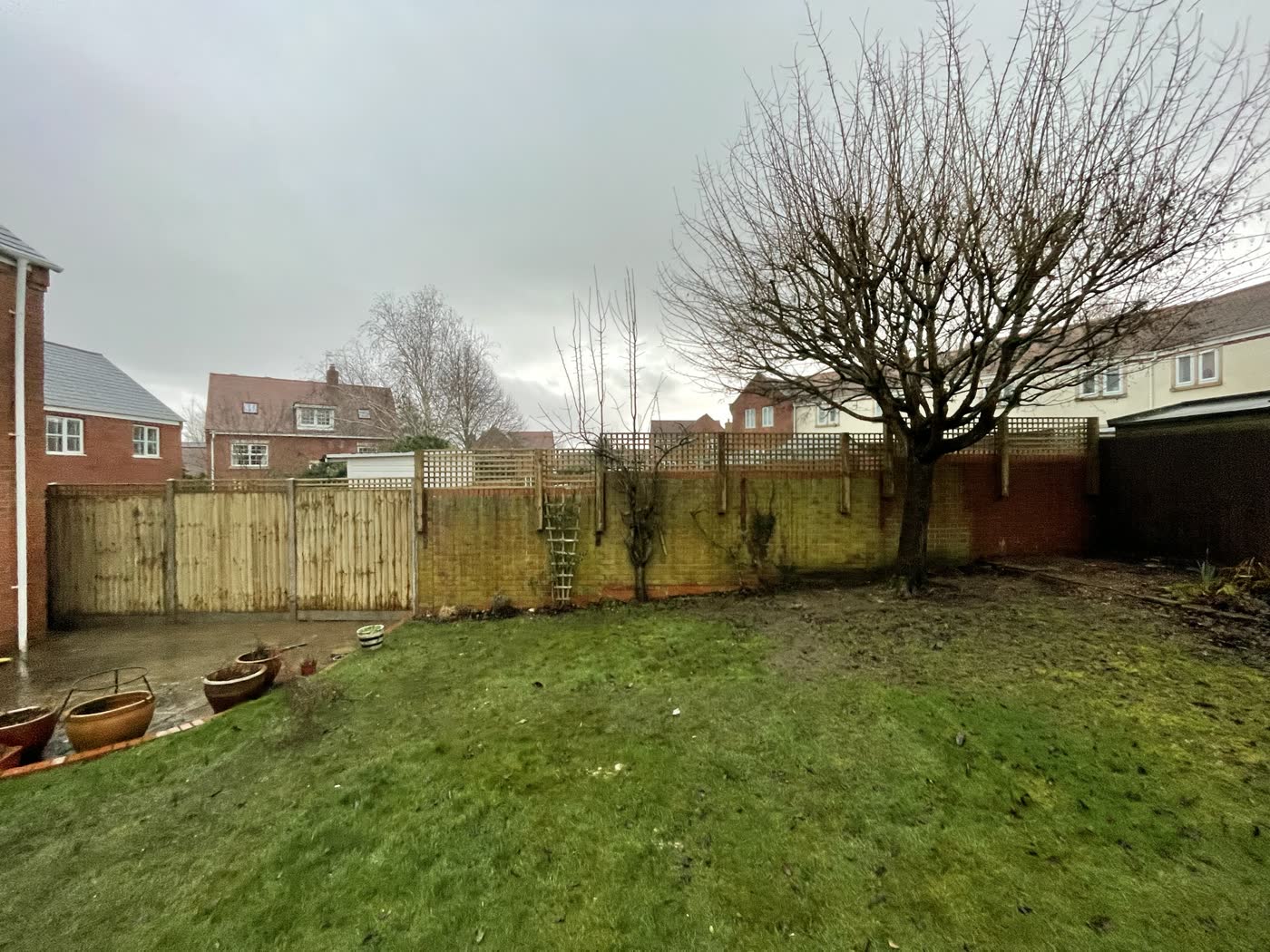 Fence Installation in Newbold photo 4